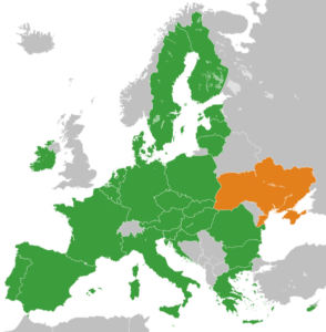Peta negara NATO (hijau) dan Ukraina (oranye)